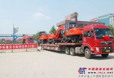 恒特重工攜多款產(chǎn)品亮相上海寶馬展 - 企業(yè)動(dòng)態(tài) - 中國路面機(jī)械網(wǎng)